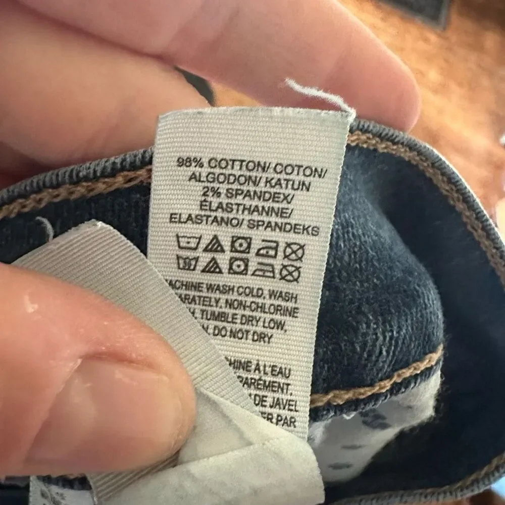 Lucky Brand relaxed straight distressed 46x24 western jeans